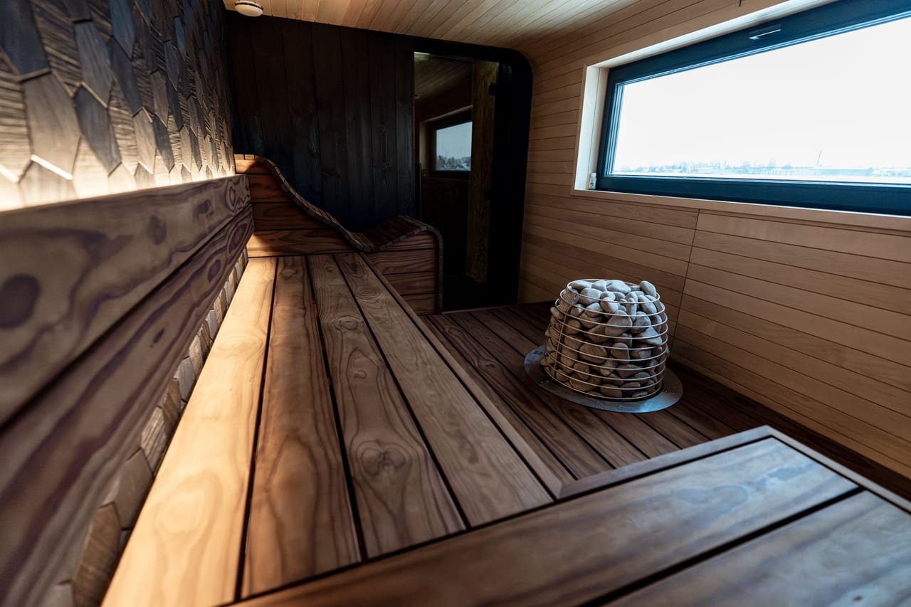 Custom-Built vs Imported Sauna: Which Is Right for You?