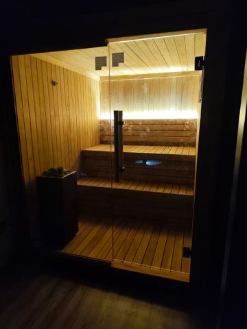 Indoor/Outdoor Teak sauna in Hua Hin