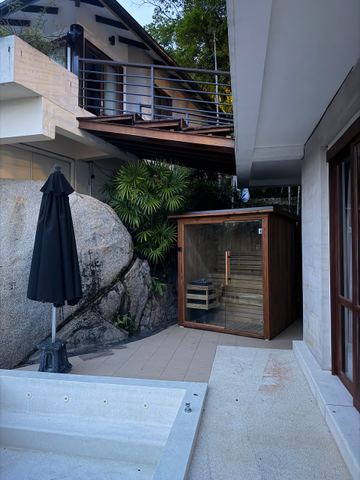 Outdoor Teak sauna in KohSsamui